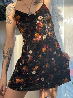 Vintage Garage Crushed Velvet Floral Mini Dress